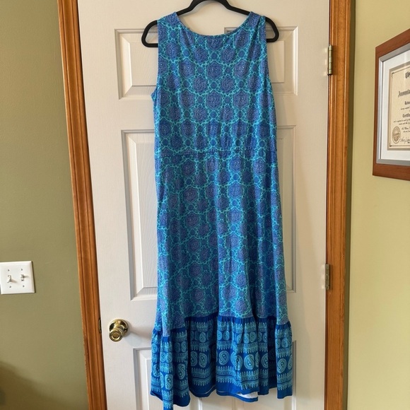 Talbots Plus KNIT TIERED MAXI DRESS - PAISLEY MEDALLION PRINT - Picture 4 of 7